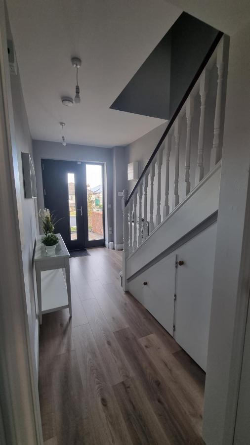 Entire Modern Home With Seaview And Parking Wicklow Exteriör bild