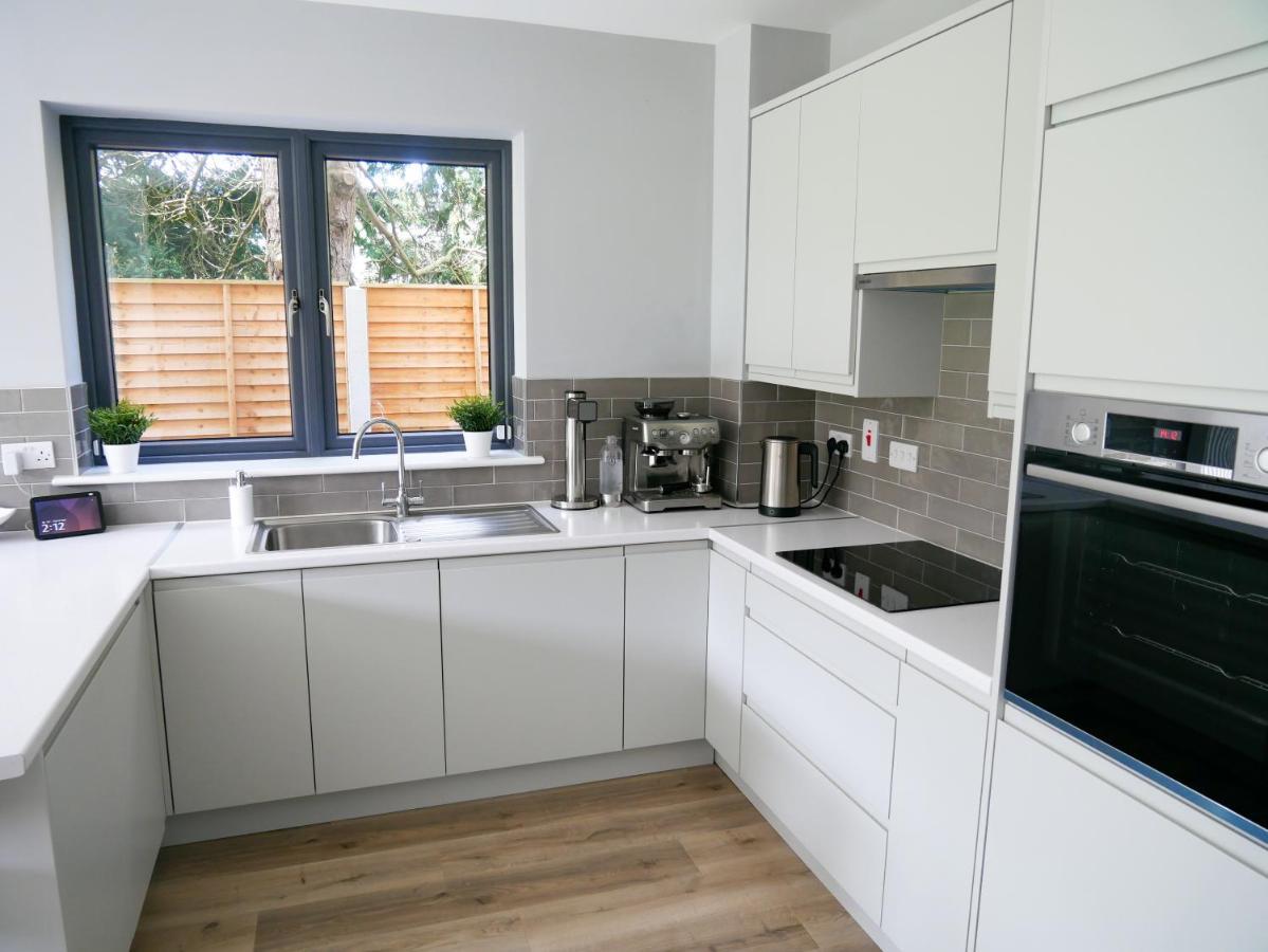Entire Modern Home With Seaview And Parking Wicklow Exteriör bild