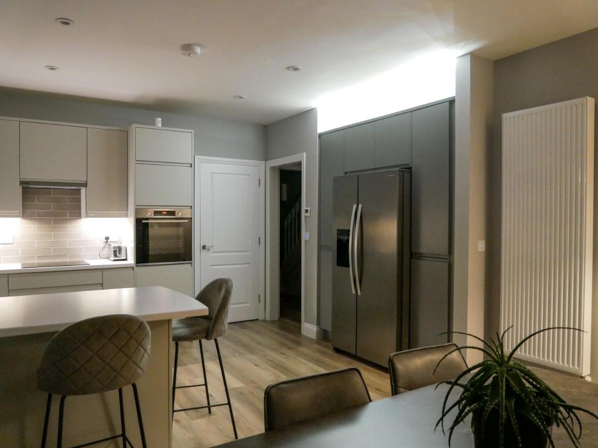 Entire Modern Home With Seaview And Parking Wicklow Exteriör bild
