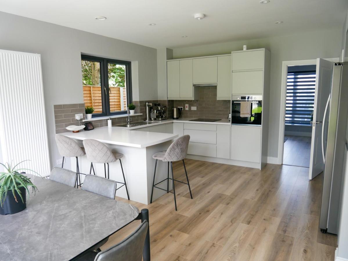 Entire Modern Home With Seaview And Parking Wicklow Exteriör bild