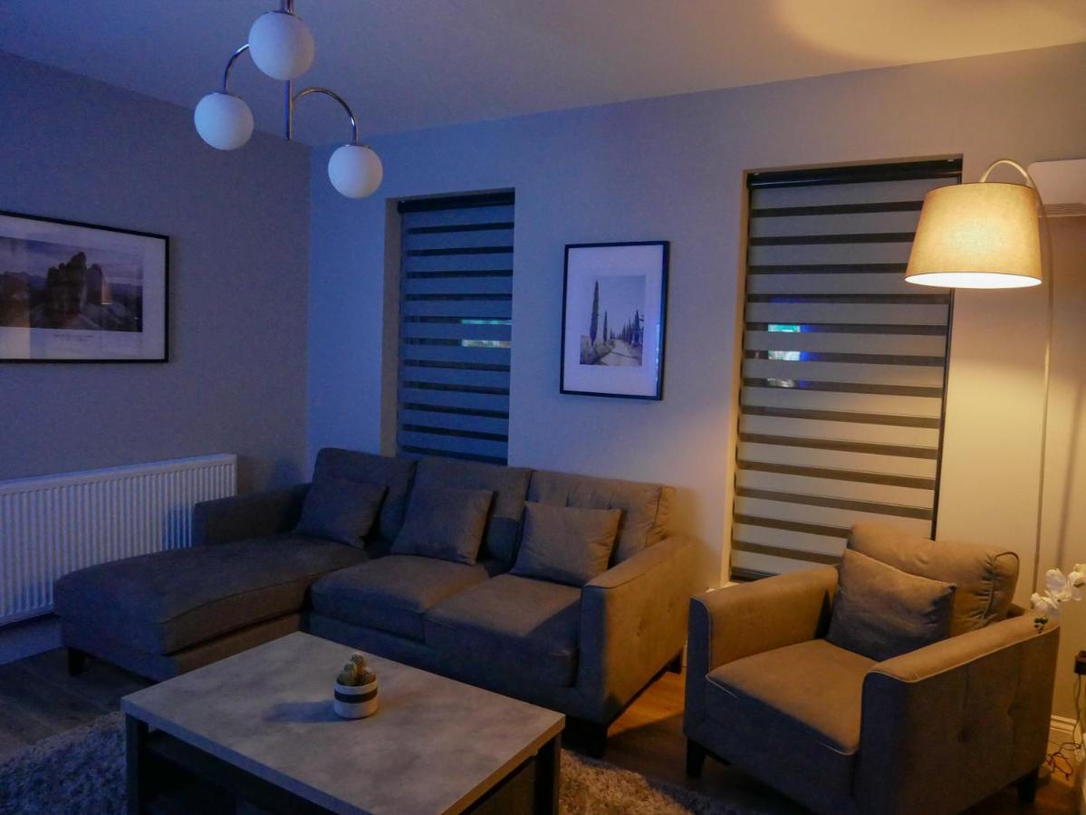 Entire Modern Home With Seaview And Parking Wicklow Exteriör bild